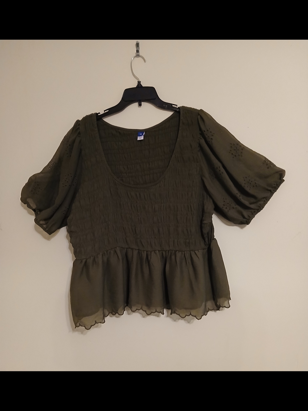 Old Navy Olive Green Puff-Sleeve Peplum Blouse